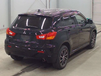 Mitsubishi RVR