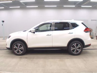 NISSAN X-TRAIL 4