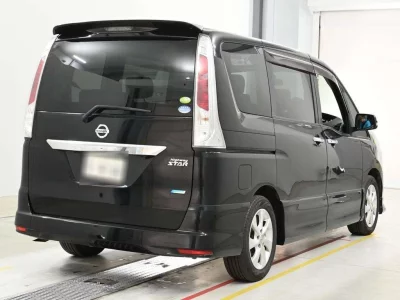 NISSAN SERENA 2