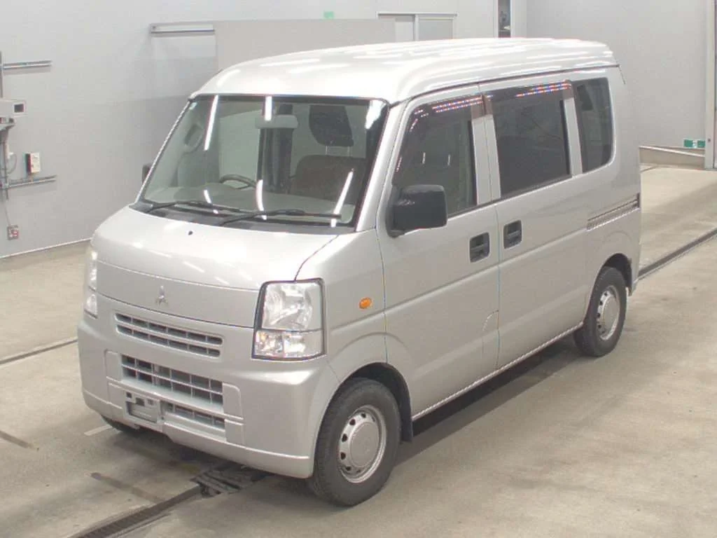Mitsubishi Minicab  с аукциона в Японии