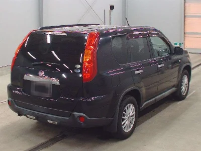 NISSAN X-TRAIL 2