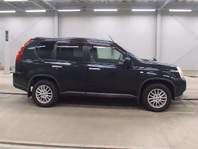 NISSAN X-TRAIL 3