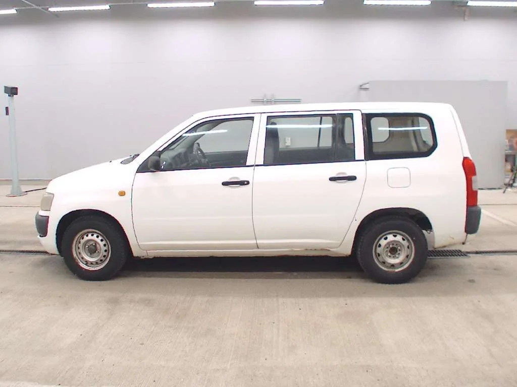 Toyota Probox  с аукциона в Японии