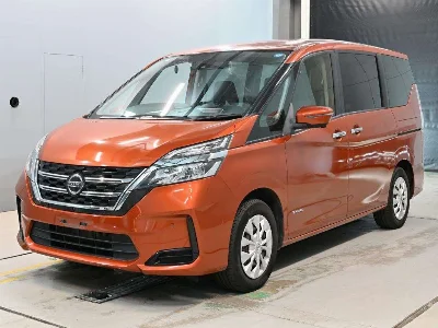 NISSAN SERENA 1