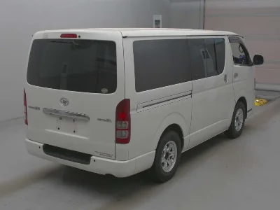 TOYOTA REGIUS VAN 2