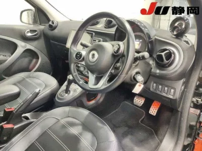 SMART FOURFOUR