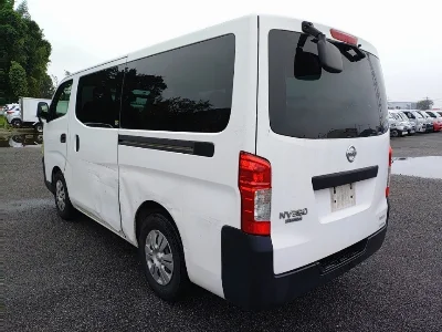 NISSAN NV350 CARAVAN 4