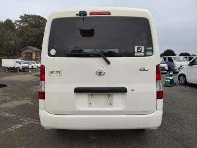 Toyota LiteAce Van
