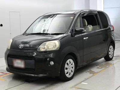 TOYOTA PORTE 1