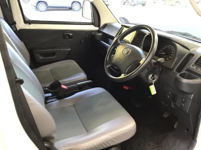 TOYOTA TOWN ACE VAN 4