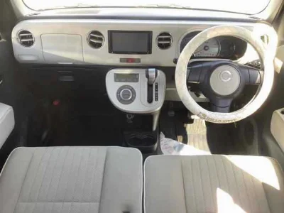 DAIHATSU MIRA COCOA 3