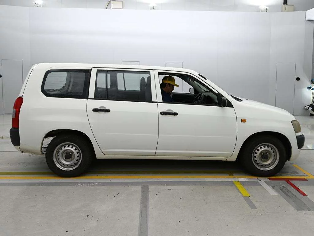 Toyota Probox  с аукциона в Японии