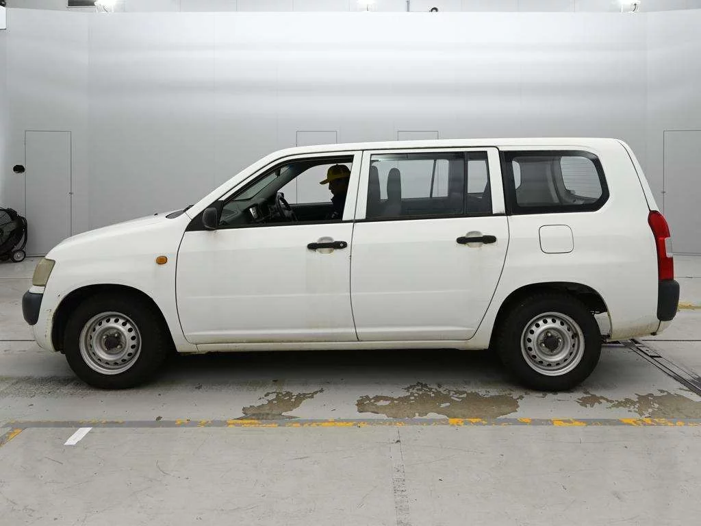 Toyota Probox  с аукциона в Японии