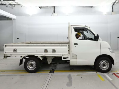 Toyota Lite Ace Truck
