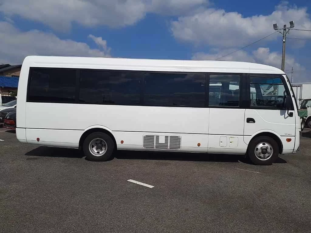 Mitsubishi FUSO ROSA  с аукциона в Японии