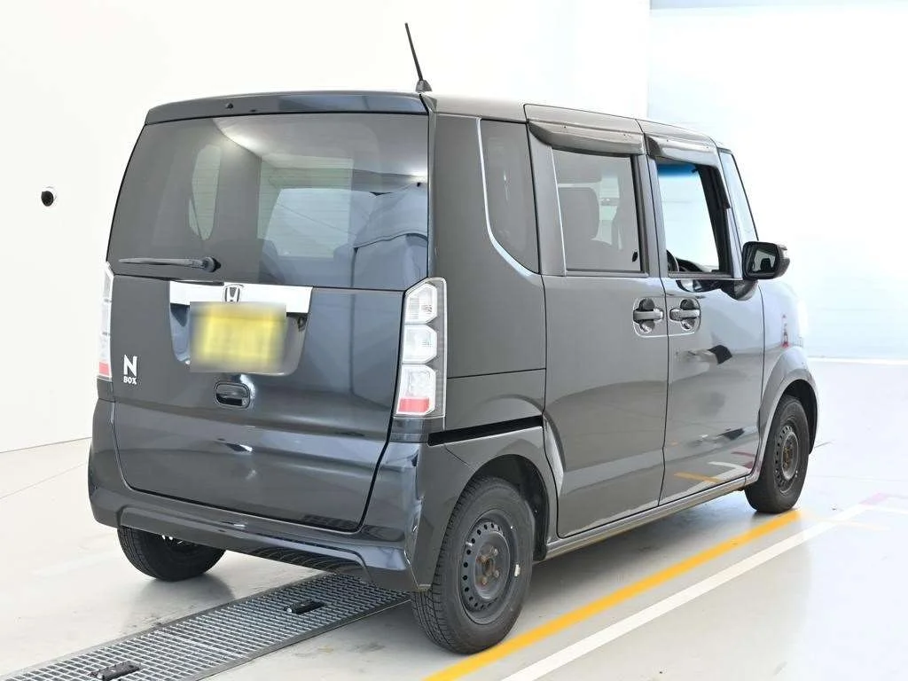 Honda N-Box  с аукциона в Японии