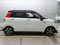 Цена авто Daihatsu Cast с аукционов Японии, номер кузова LA250S, пробег 104 000, оценка 2