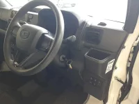 Цена авто Daihatsu Hijet Cargo с аукционов Японии, номер кузова S700V, пробег 110 000, оценка 8