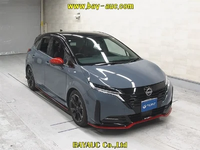 Nissan Aura