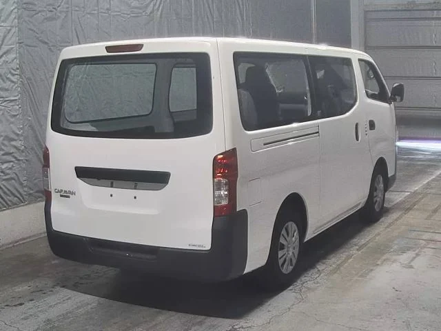 Nissan NV350 Caravan 2021