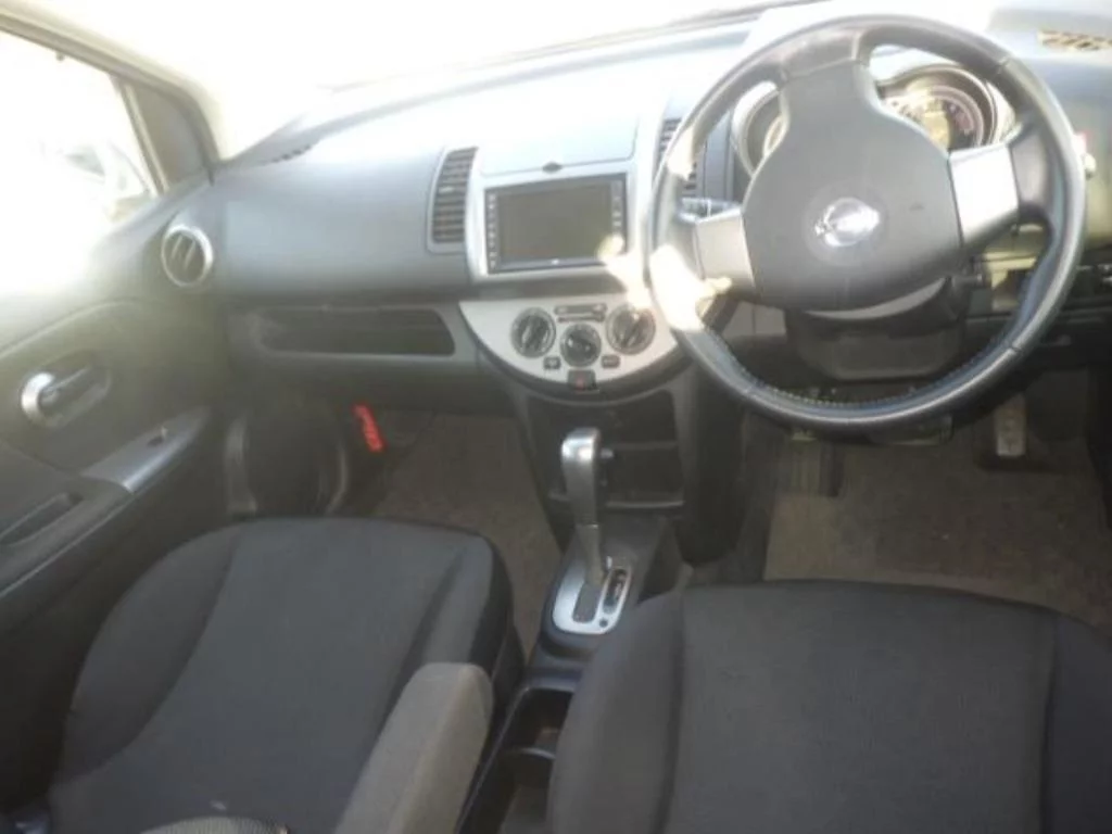 Nissan Note  с аукциона в Японии