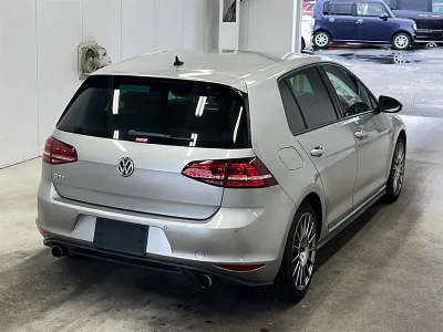 Volkswagen GOLF  GTI