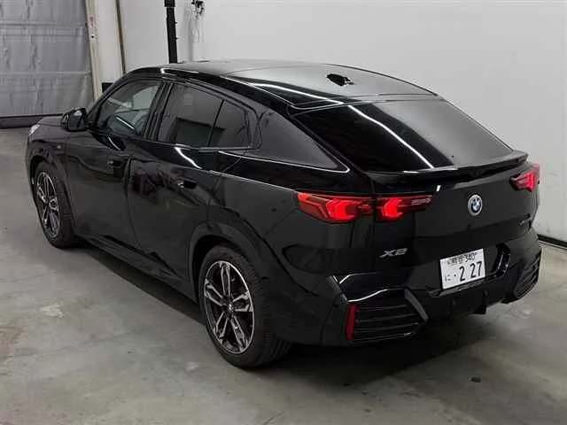 BMW X2  с аукциона в Японии