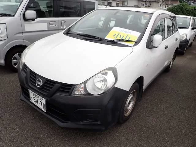 Nissan AD 2021