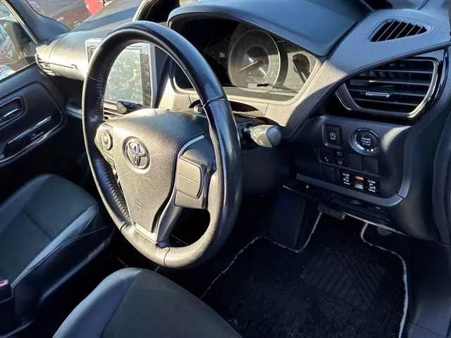 Toyota Noah 2019