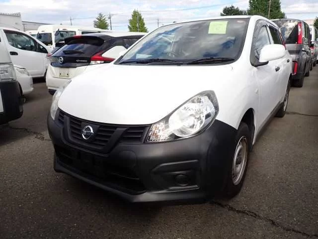 Nissan AD 2020