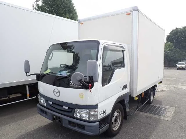 Mazda Titan 2008