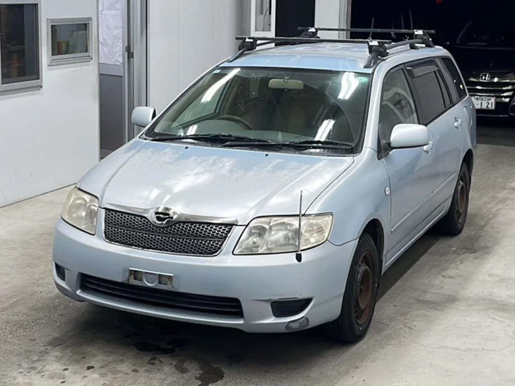 Toyota Corolla Fielder  с аукциона в Японии