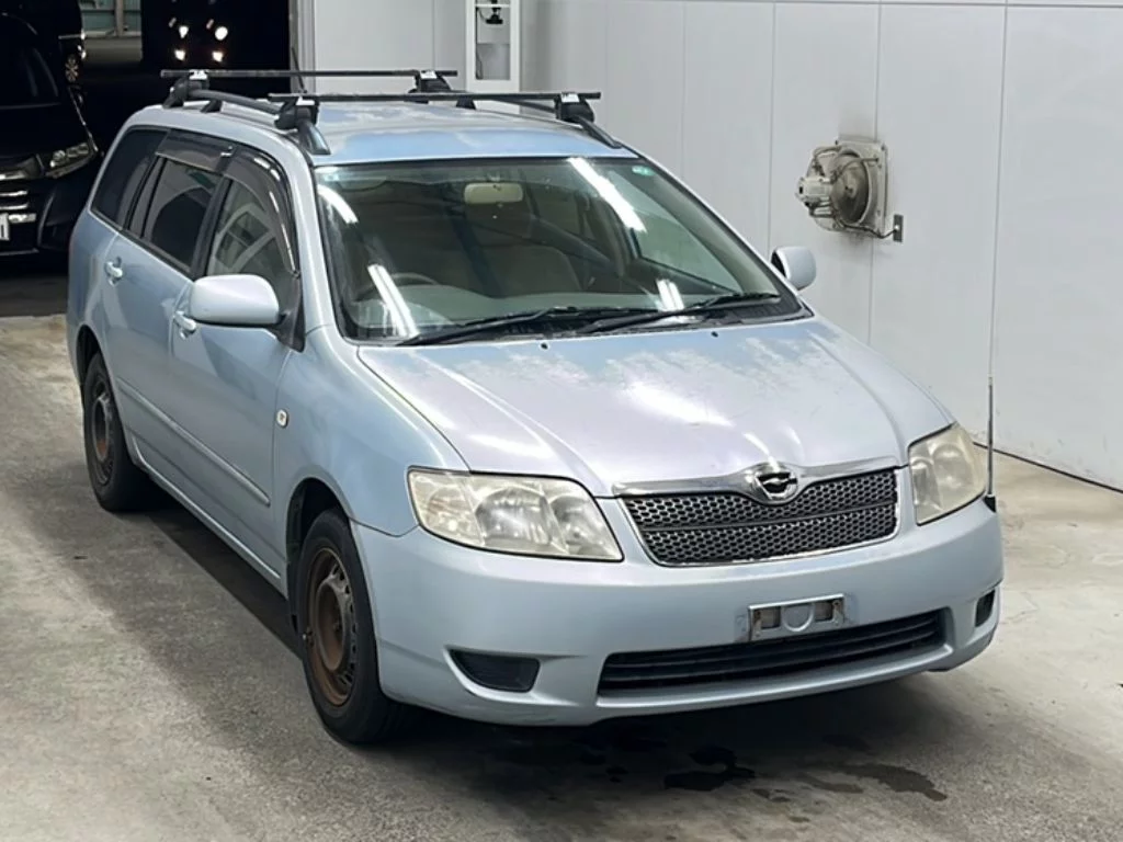 Toyota Corolla Fielder  с аукциона в Японии