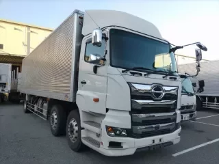 HINO TRUCK 1