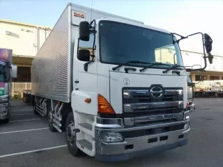 HINO TRUCK 1