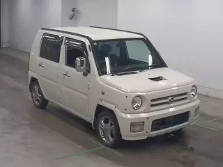 DAIHATSU NAKED 1