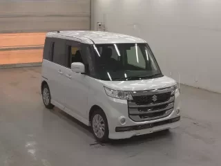 SUZUKI SPACIA CUSTOM 1