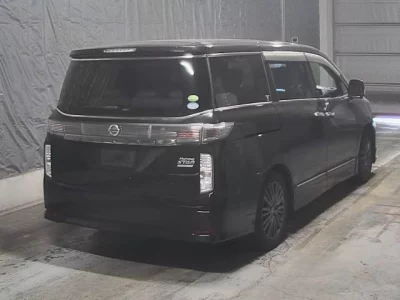 NISSAN ELGRAND 1
