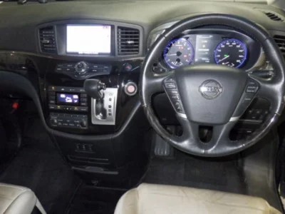 NISSAN ELGRAND 3