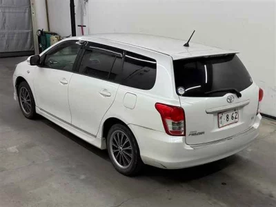 TOYOTA COROLLA FIELDER 1