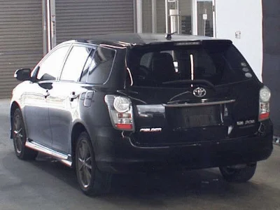 TOYOTA COROLLA FIELDER 2