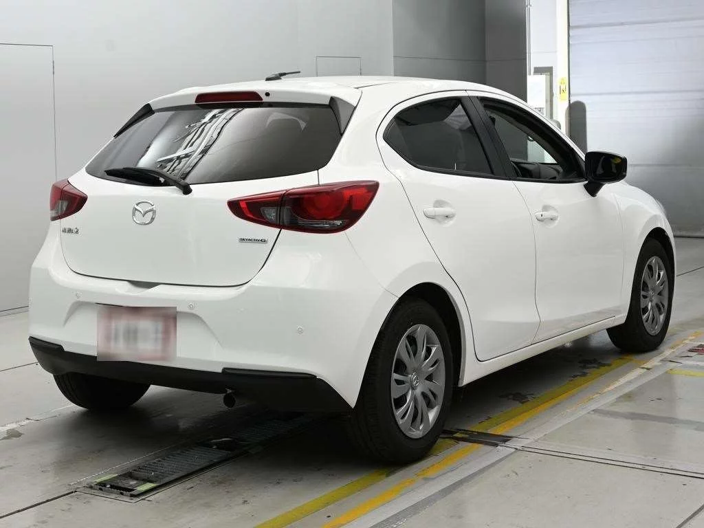 Mazda Mazda2 2023