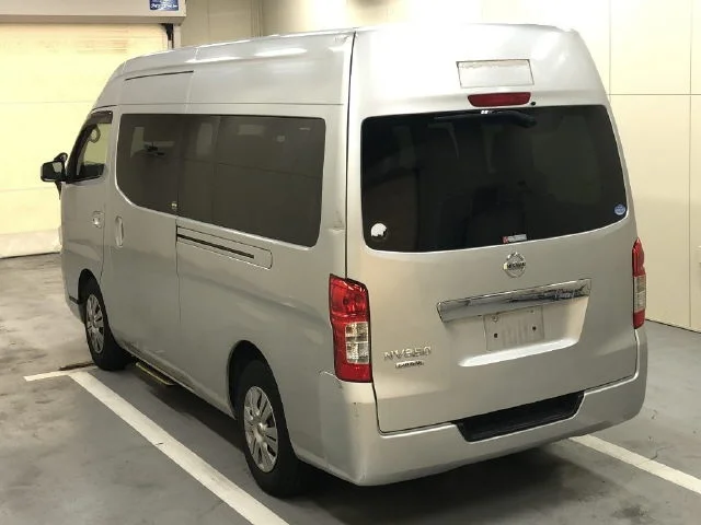 Nissan NV350 Caravan  с аукциона в Японии