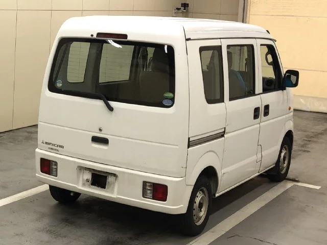 Mitsubishi Minicab  с аукциона в Японии