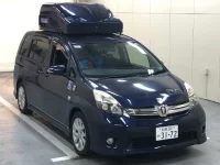 Цена авто Toyota Isis с аукционов Японии, номер кузова ZGM11W, пробег 39 000, оценка 6