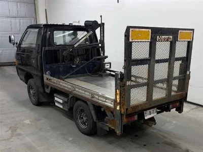 Mitsubishi Delica Truck