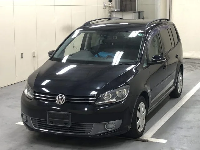 Volkswagen Touran  с аукциона в Японии