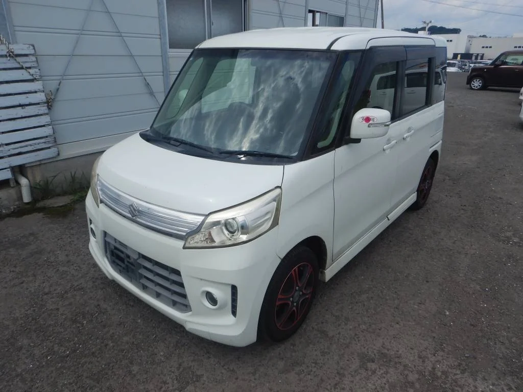 Suzuki Spacia Custom 2013