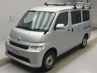 TOYOTA TOWN ACE VAN 1