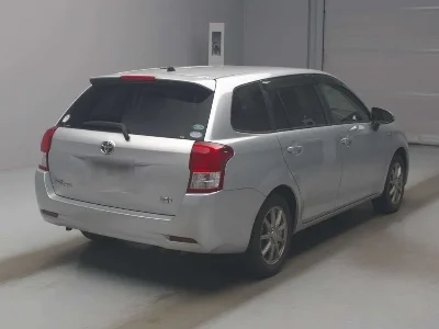 TOYOTA COROLLA FIELDER 2